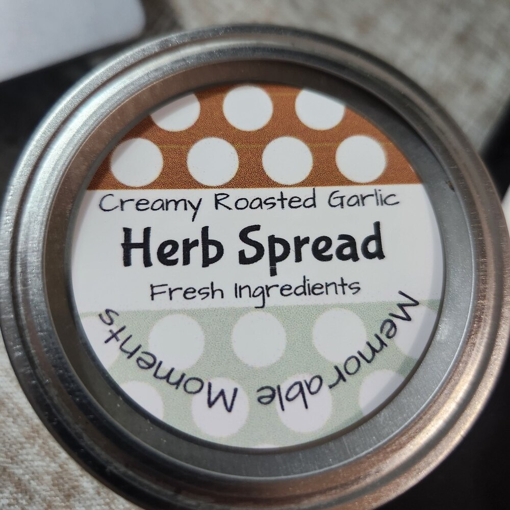 BD Greens Creamy Roasted Garlic Herb Spread